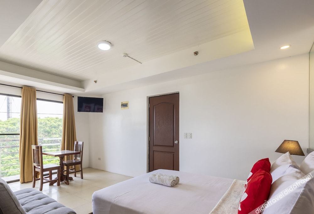 Yellowbell Hotel 3*