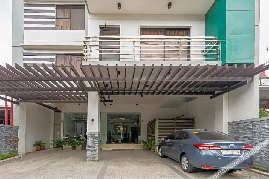 Yellowbell Hotel 3*
