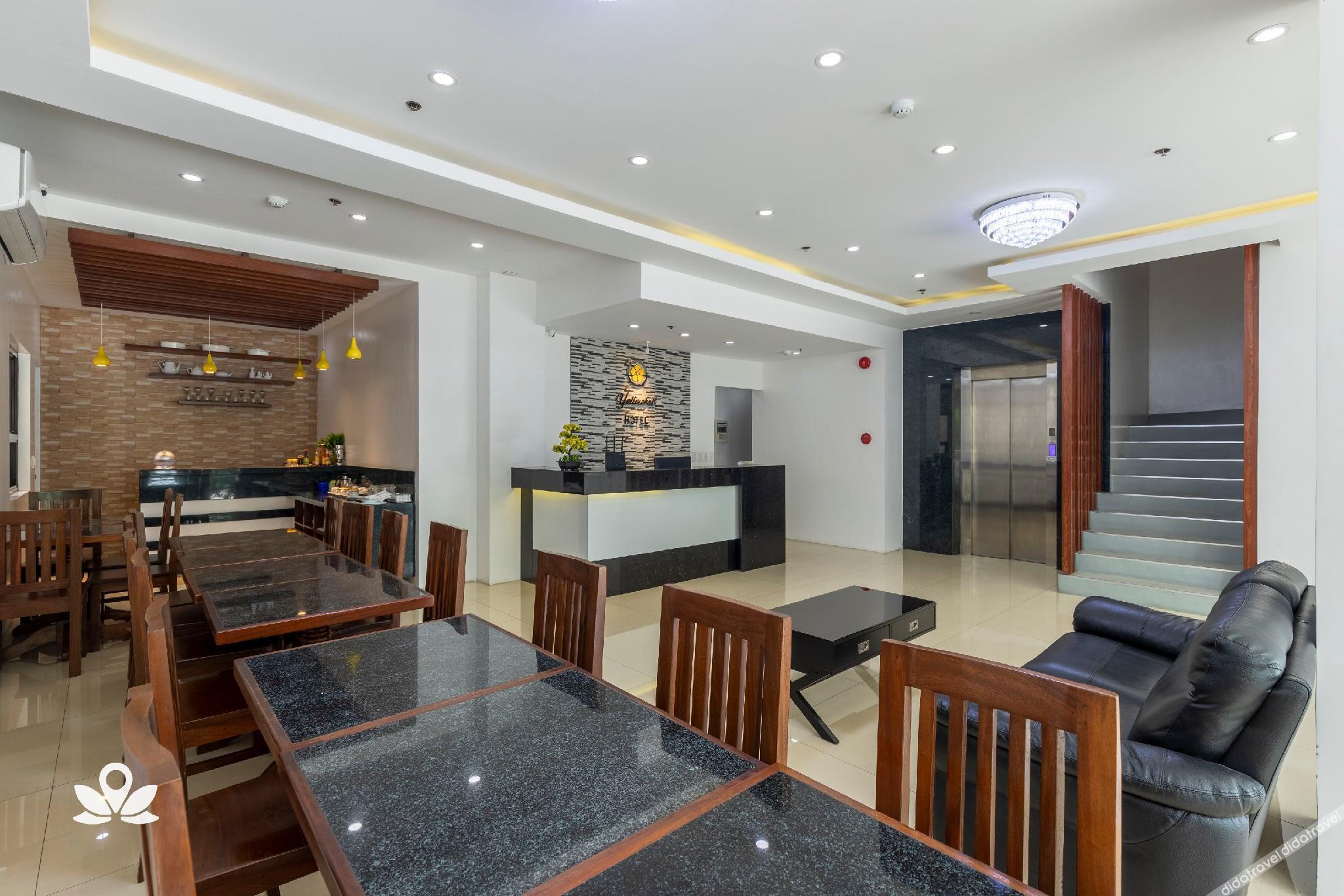 Yellowbell Hotel 3*