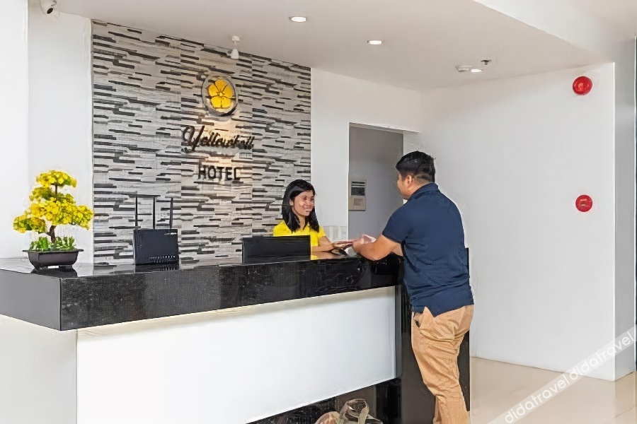 Yellowbell Hotel 3*