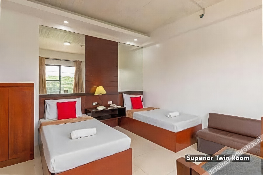 Yellowbell Hotel 3*