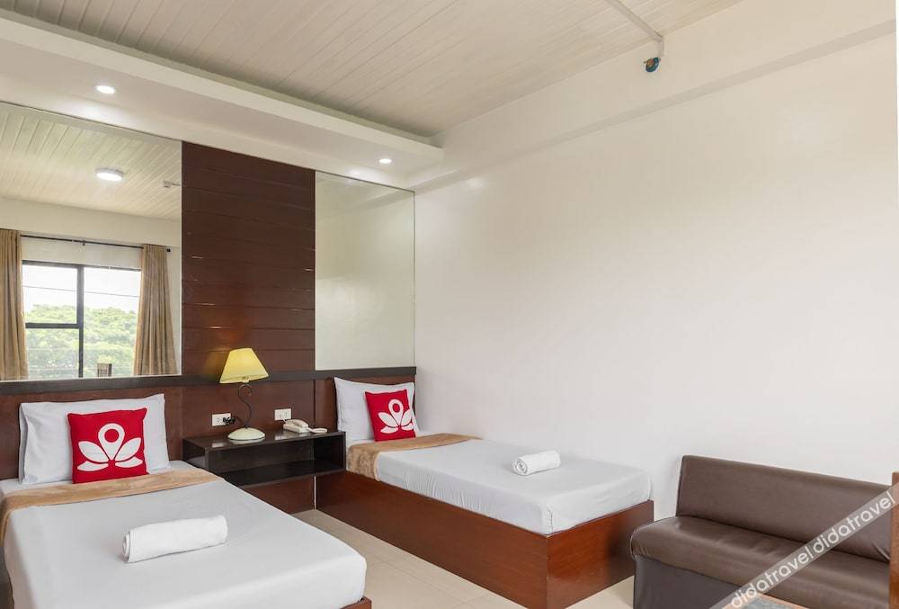 Yellowbell Hotel 3*