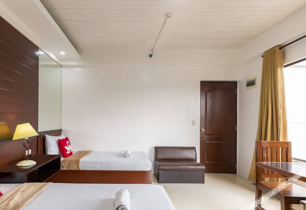 Yellowbell Hotel 3*