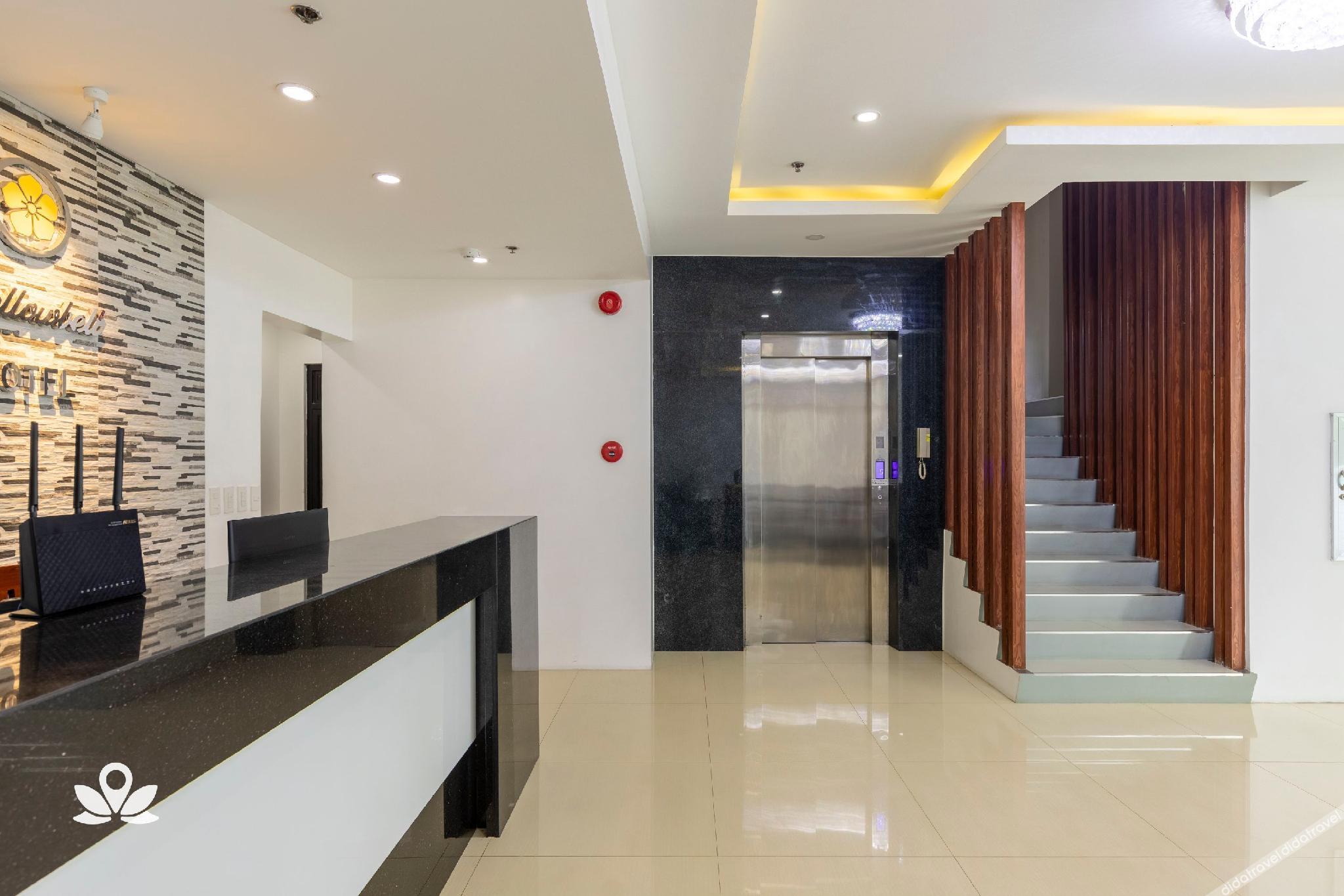 Yellowbell Hotel 3*