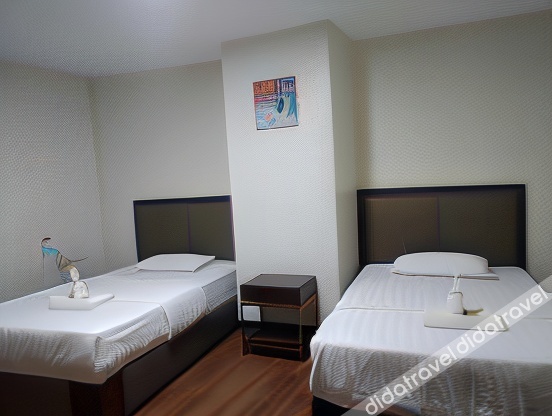 Meaco Royal Hotel-Binan 2*
