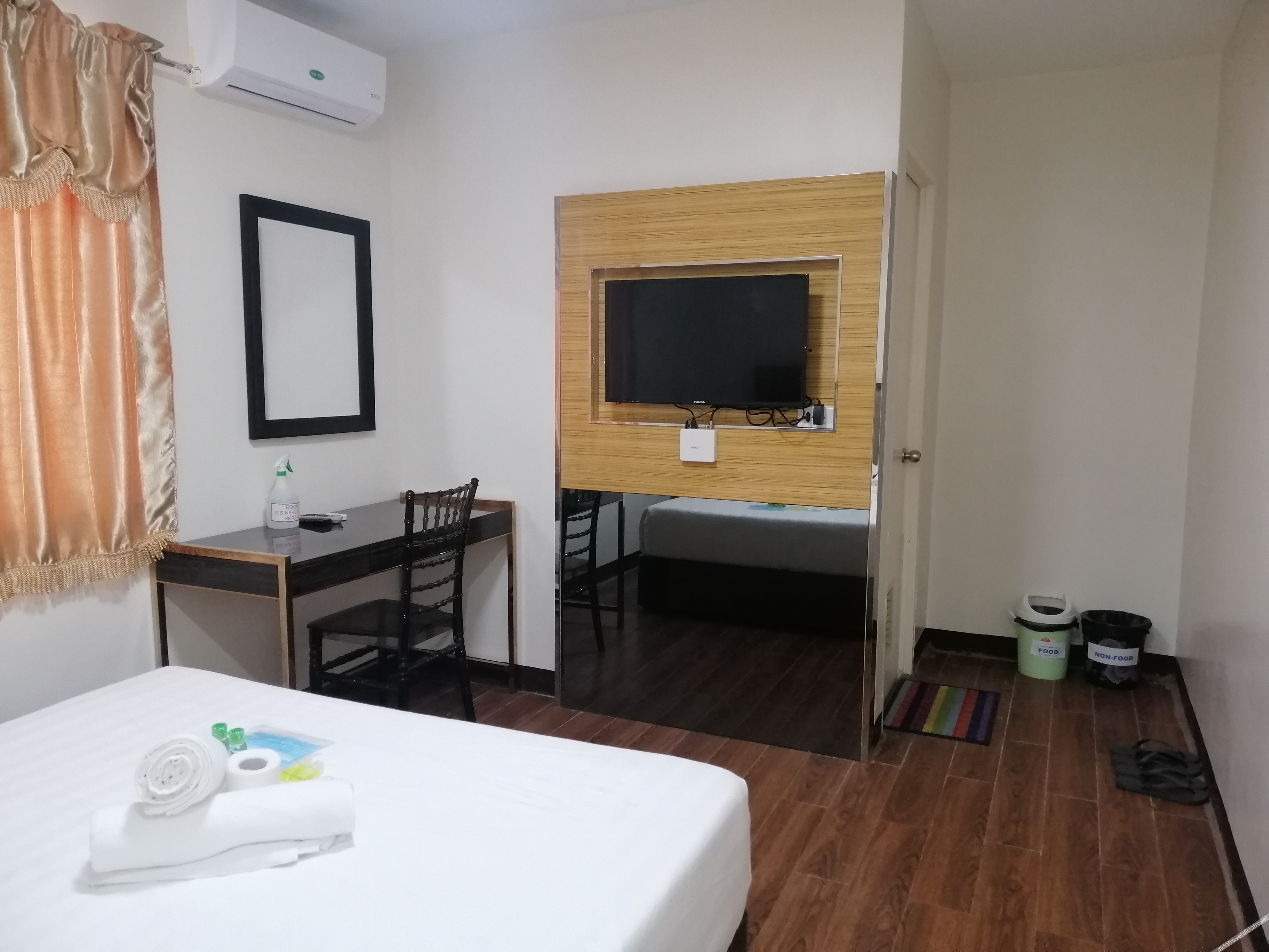 Meaco Royal Hotel-Binan 2*