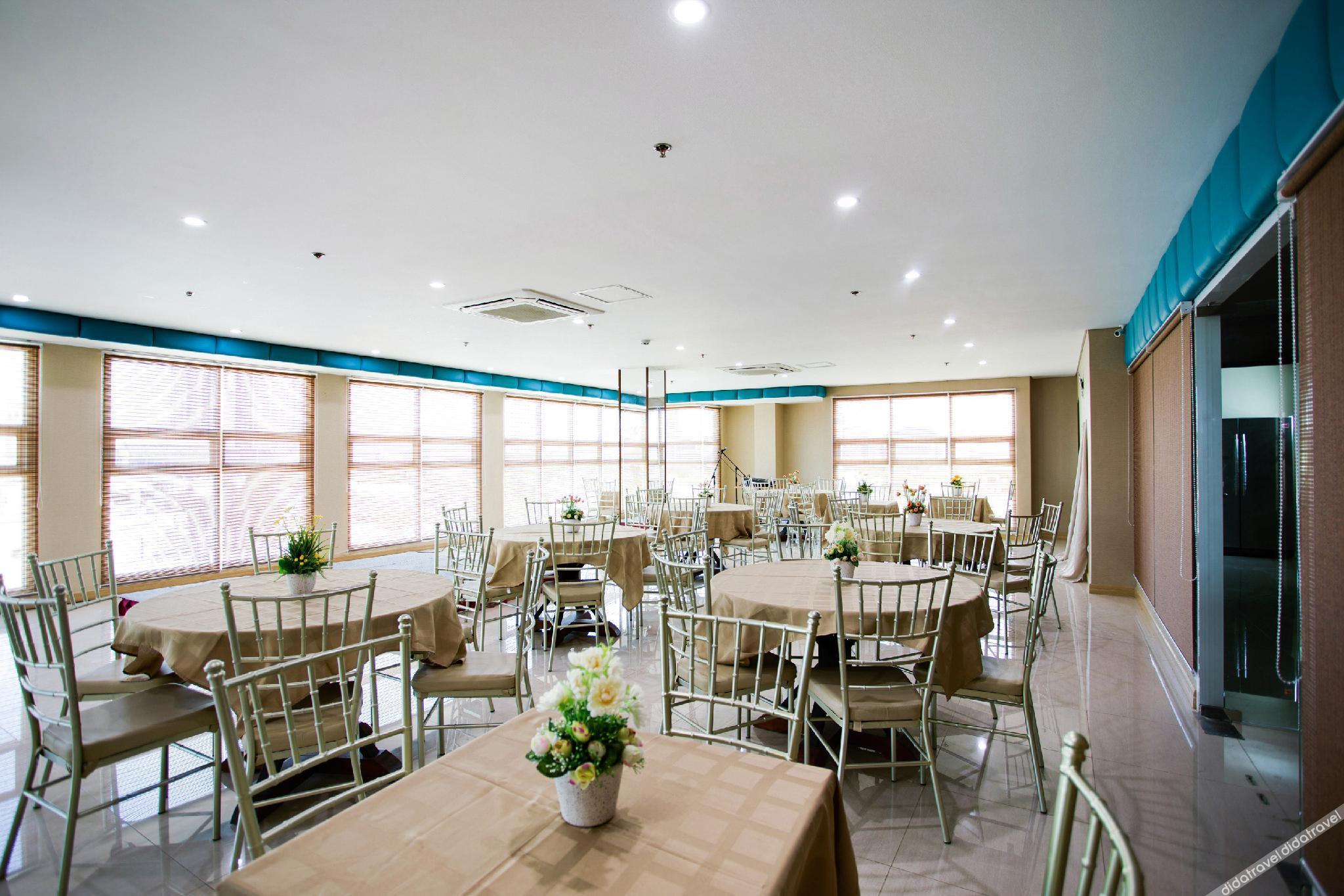 Asrodel Hotel RedPartner 3*