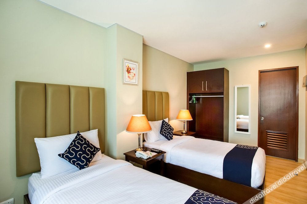 Asrodel Hotel RedPartner 3*