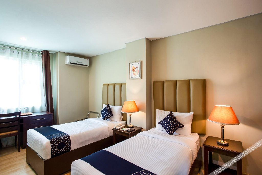 Asrodel Hotel RedPartner 3*