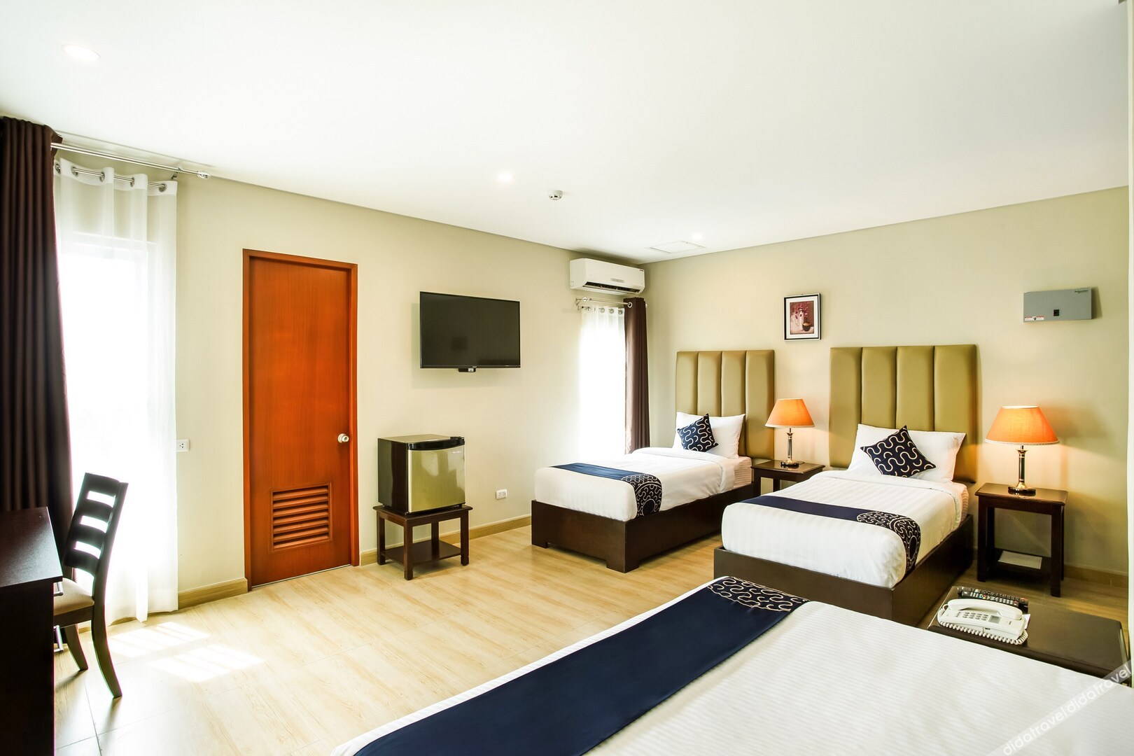Asrodel Hotel RedPartner 3*