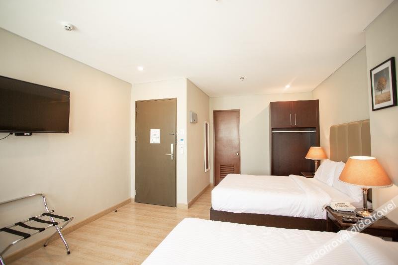 Asrodel Hotel RedPartner 3*