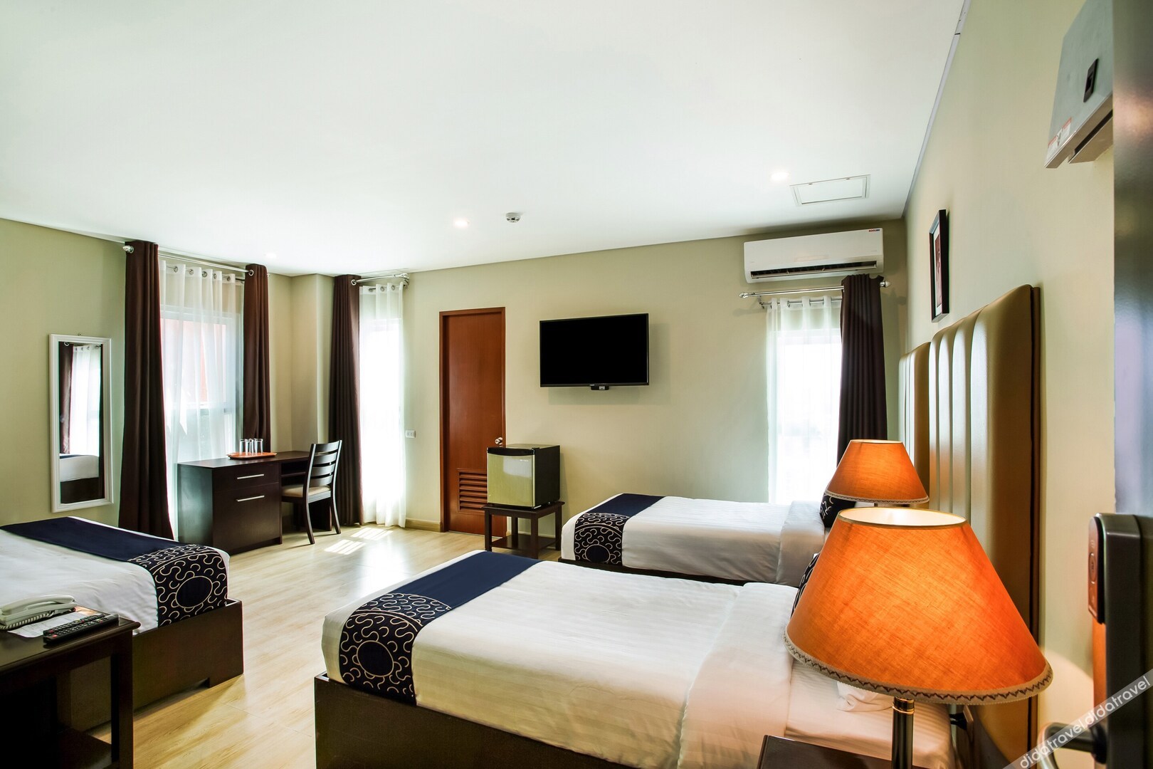 Asrodel Hotel RedPartner 3*
