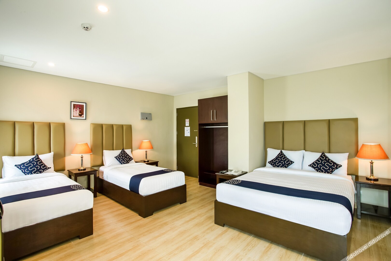Asrodel Hotel RedPartner 3*