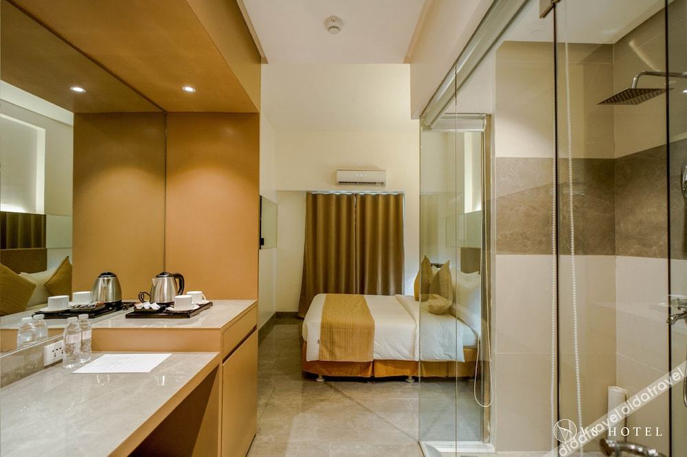 VS Hotel 4*