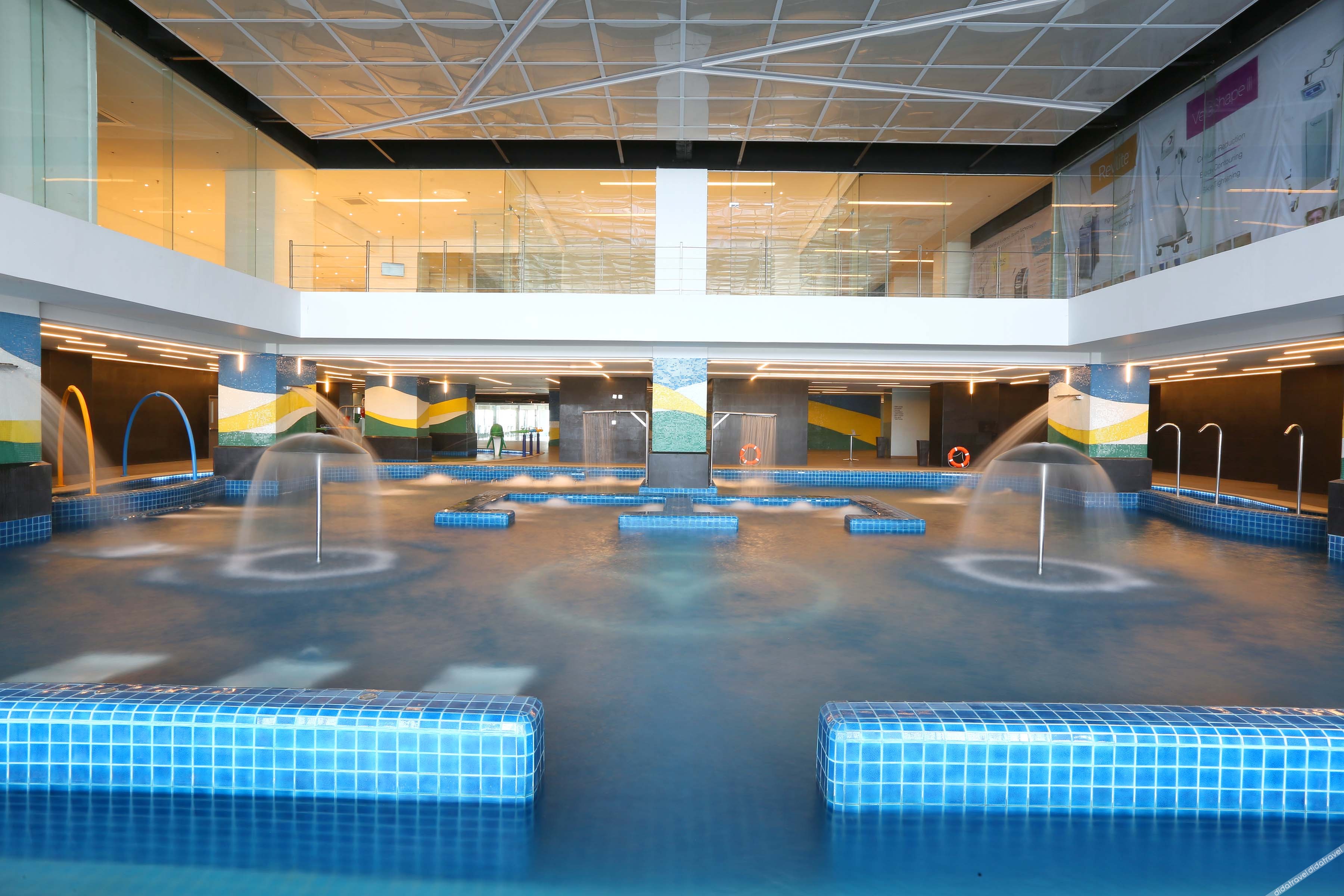 VS Hotel 4*