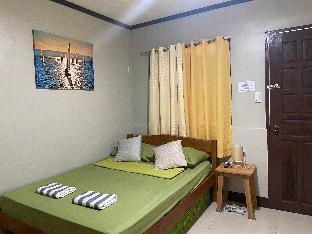 Alona Bohol Backpackers Hostel 1*