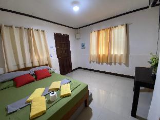 Alona Bohol Backpackers Hostel 1*
