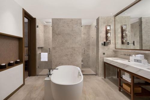 Sheraton Cebu Mactan Resort 4*