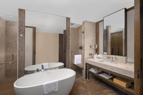 Sheraton Cebu Mactan Resort 4*
