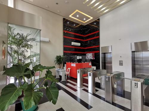 G Square Residences 2*