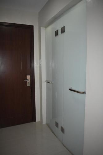 G Square Residences 2*