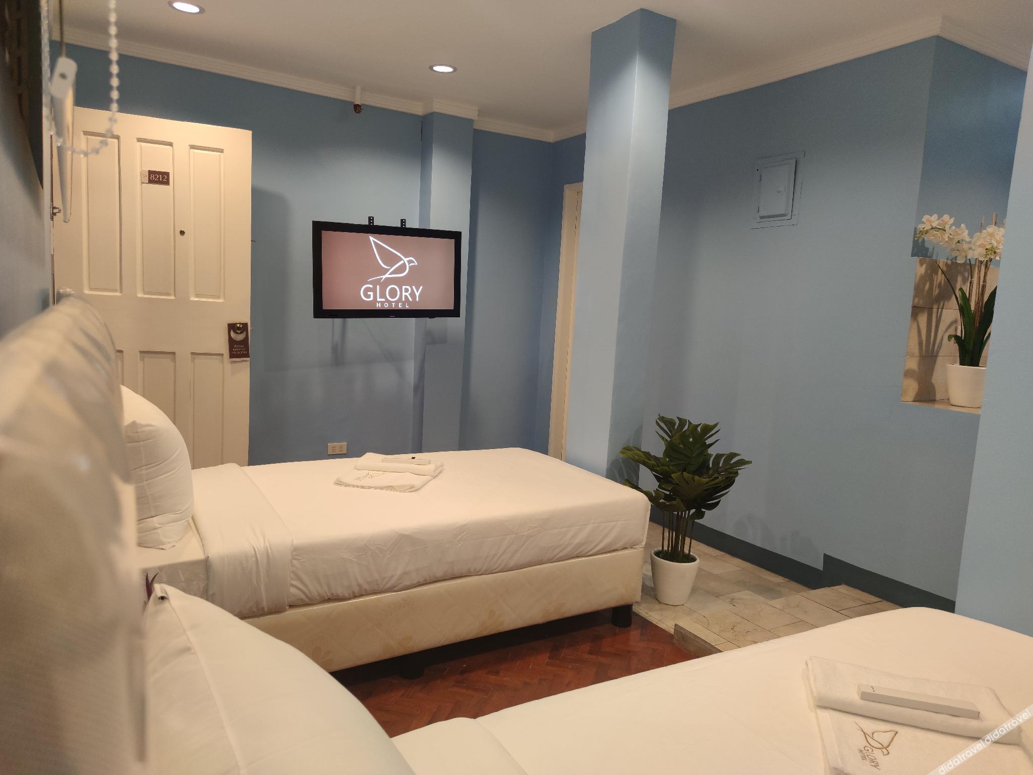 Glory Hotel Cubao 2*