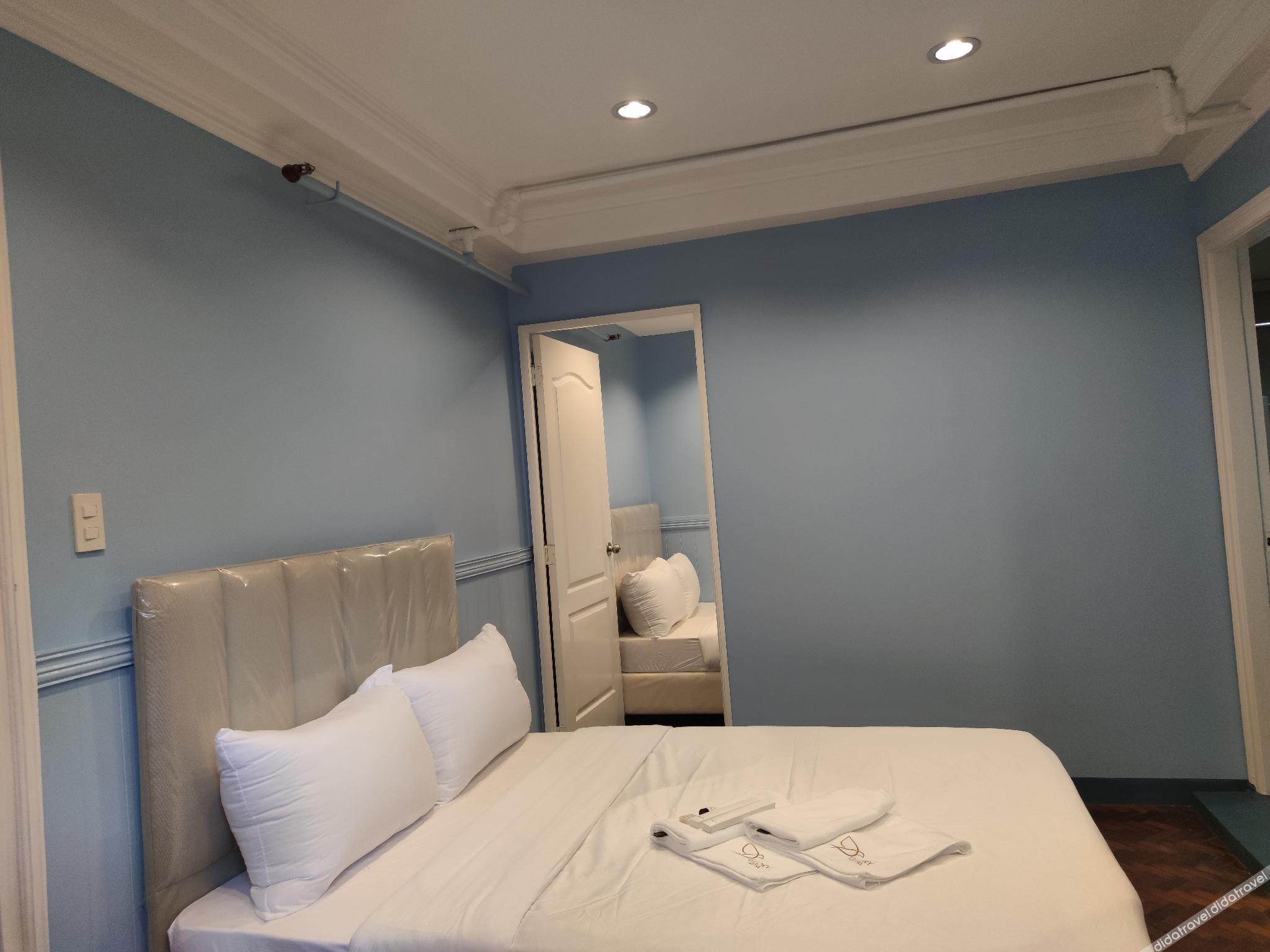Glory Hotel Cubao 2*