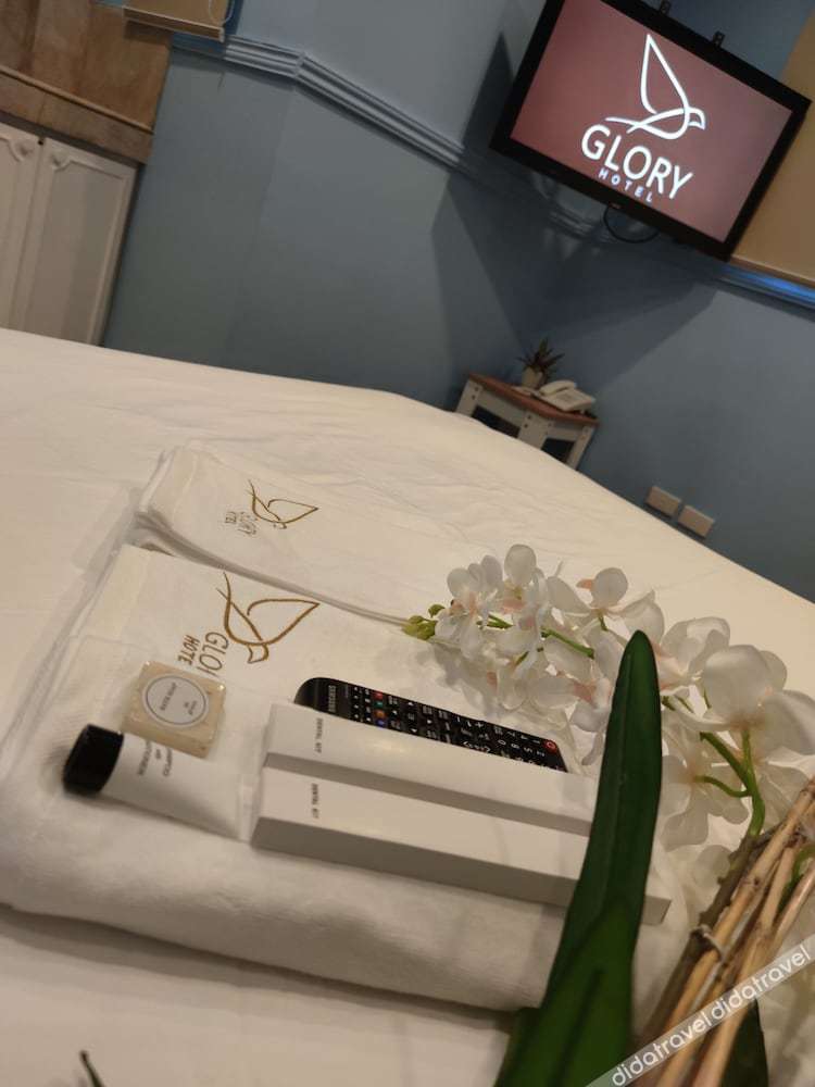 Glory Hotel Cubao 2*