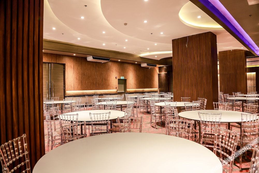 Sotogrande Hotel Katipunan 3*