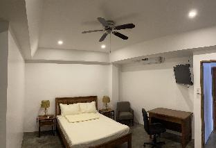 P&B Residences Legazpi. 0*