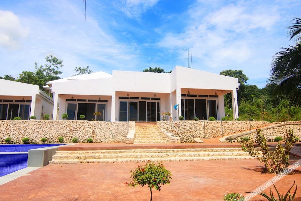 The Gabayan Riviera 3*