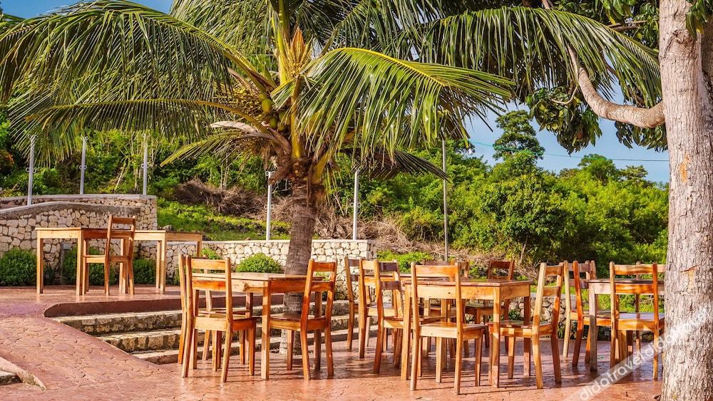 The Gabayan Riviera 3*