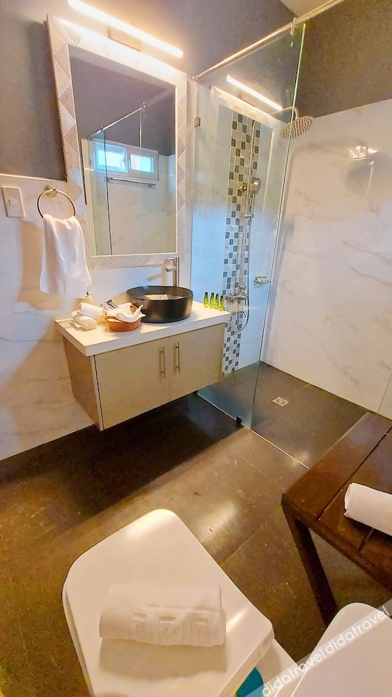 The Gabayan Riviera 3*