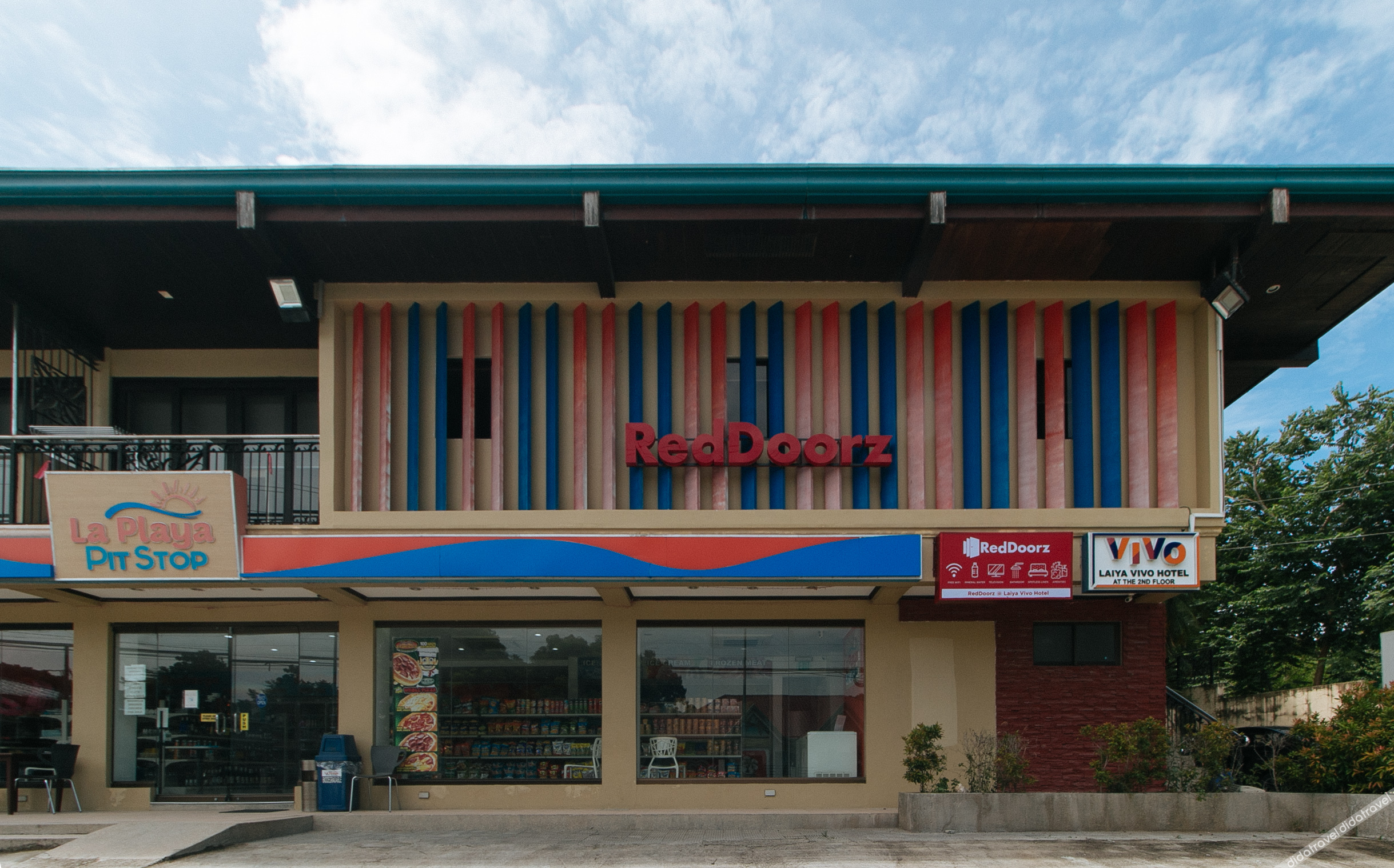 RedDoorz @ Laiya Vivo Hotel Batangas 2*