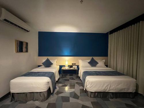 Stacia Hotel 2*