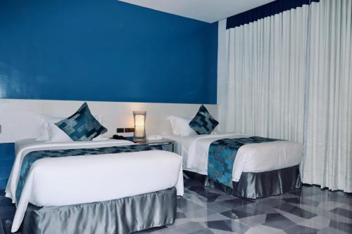 Stacia Hotel 2*
