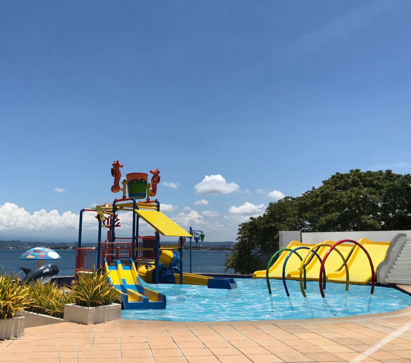 Costa Azalea Crusoe Cabins 3*