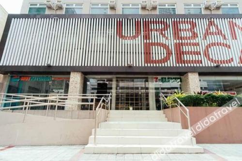 Eimys Place at Urban Deca Mandaluyong by RedDoorz 2*