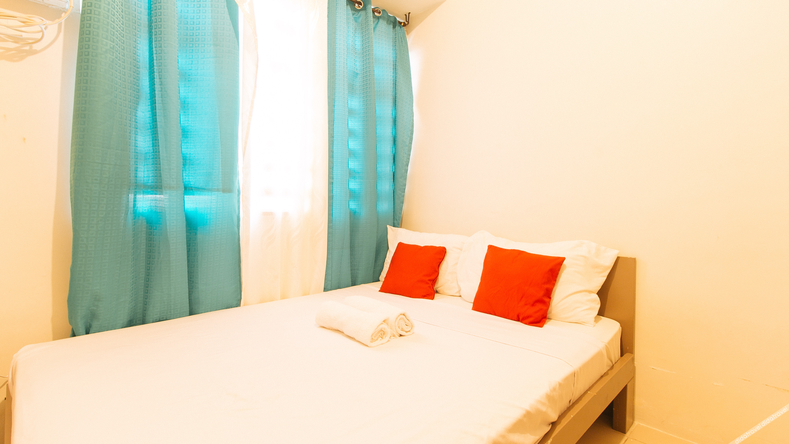 Eimys Place at Urban Deca Mandaluyong by RedDoorz 2*