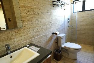 Lighthouse Point Hotel 3*