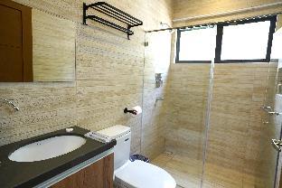 Lighthouse Point Hotel 3*
