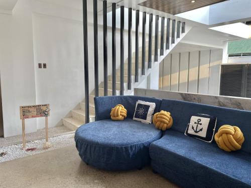 Lighthouse Point Hotel 3*