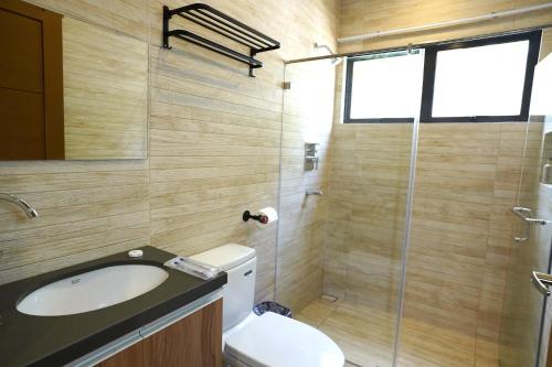 Lighthouse Point Hotel 3*
