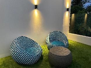 Lighthouse Point Hotel 3*