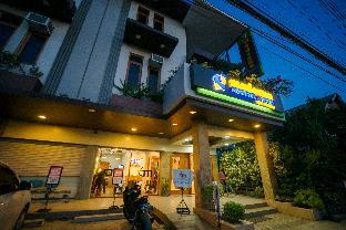 Madonna Hometel and Suites New Pandan 3*