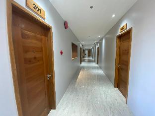 Madonna Hometel and Suites New Pandan 3*