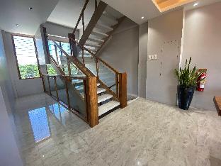 Madonna Hometel and Suites New Pandan 3*