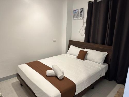Aden Hotel 3*