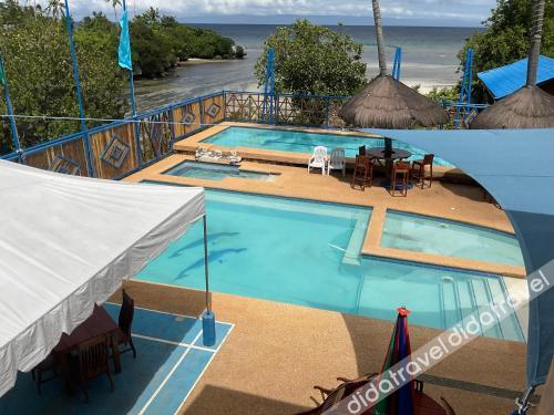 Rainbow Bay Beach and Dive Resort 2*