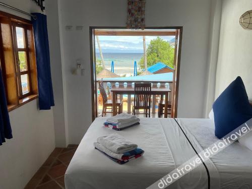 Rainbow Bay Beach and Dive Resort 2*